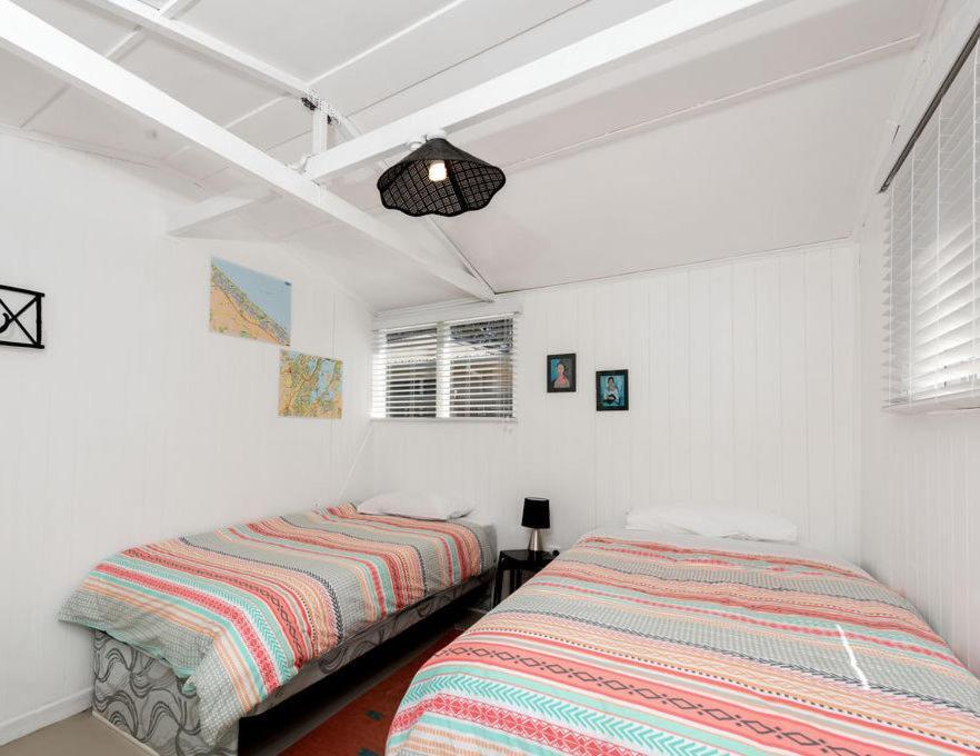 The Black Bach - Mt Maunganui Holiday Home ماوْنت مونغانيو المظهر الخارجي الصورة