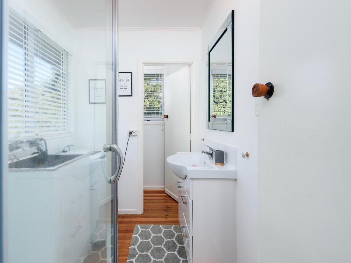 The Black Bach - Mt Maunganui Holiday Home ماوْنت مونغانيو المظهر الخارجي الصورة